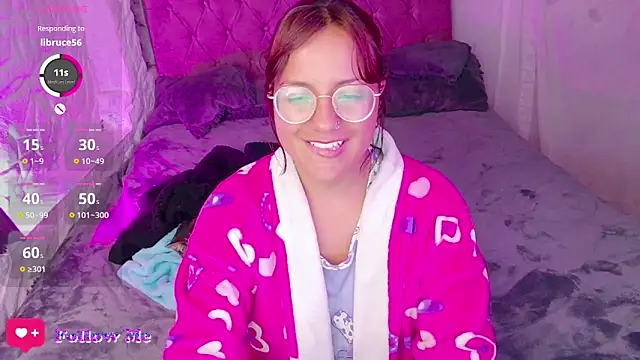 Snapshot of emma_luna1986 chatting on 25, 2, 2025 emma luna1986 online show from 25, 2, 2025