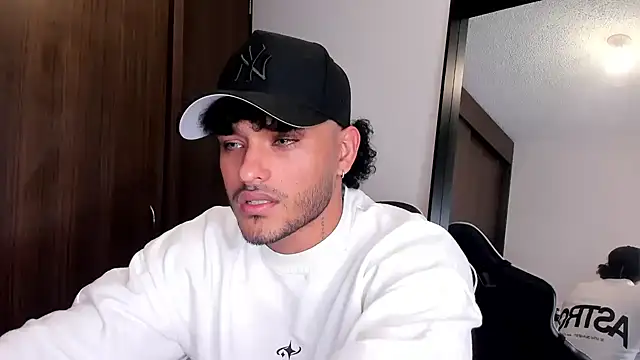 Alessandro Vanni online show from 23, 12, 2024