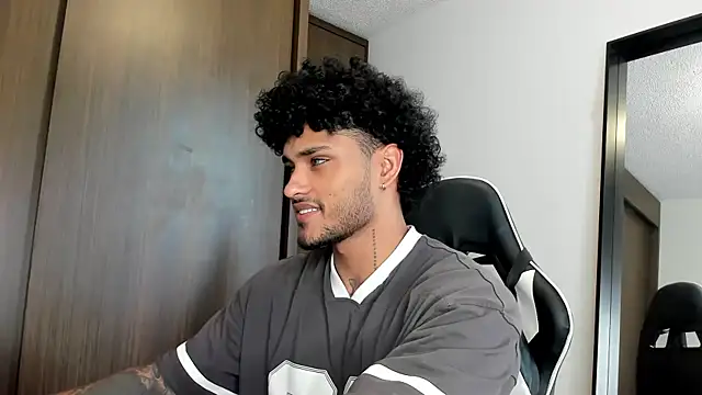 Alessandro Vanni online show from 8, 1, 2025