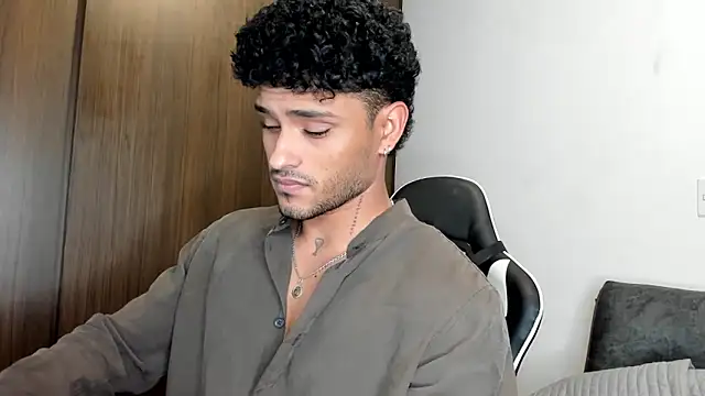 Alessandro Vanni online show from 9, 3, 2025