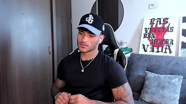 Alessandro Vanni online show from 6, 10, 2025