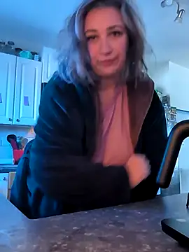 Canadian BBW online show from 8, 2, 2026