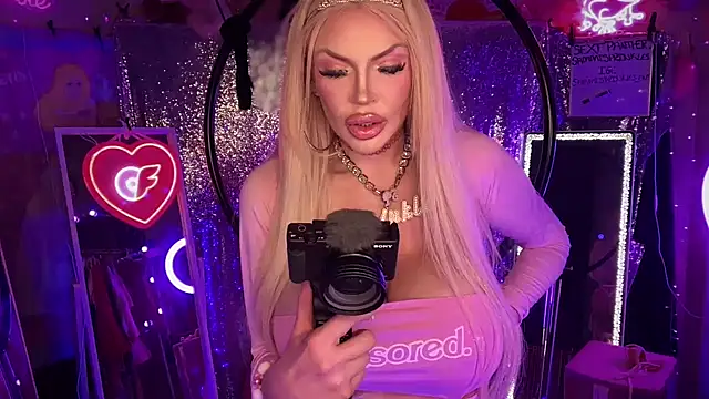 bimbotwerkqueen online show from 16, 3, 2025