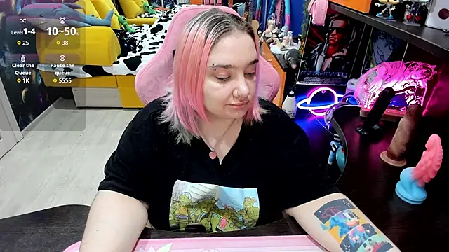 Softie Sofy online show from 12, 11, 2025