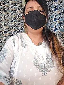 cute-tanvi online show from 9, 9, 2025