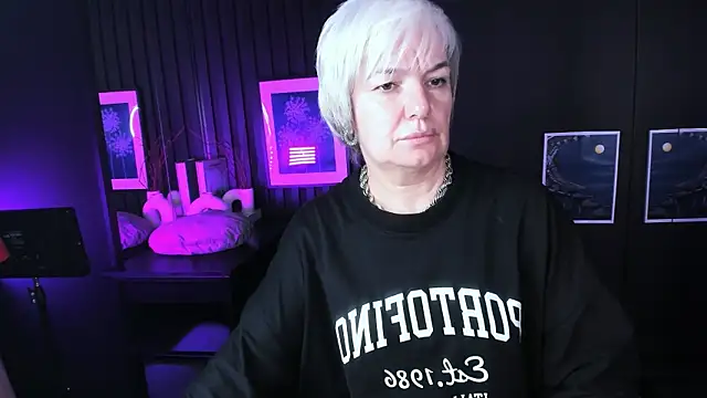 Snapshot of CarmenSoft chatting on 24, 7, 2026 CarmenSoft online show from 24, 7, 2026
