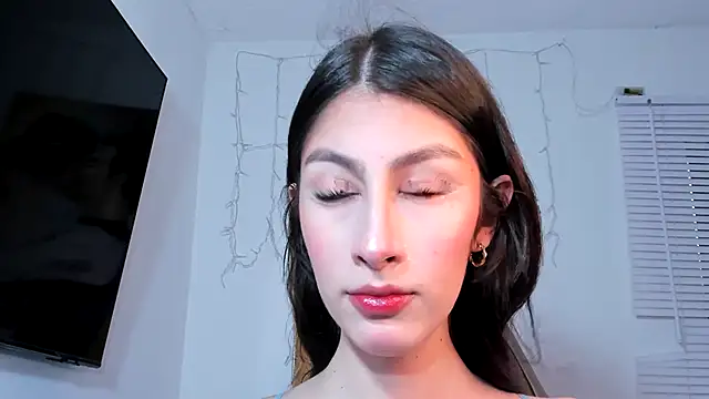 valeria gonzales  online show from 19, 1, 2025