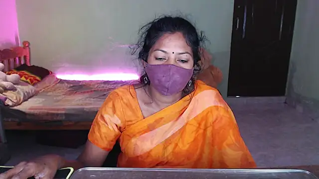 Snapshot of Novapol chatting on 24, 5, 2026 Novapol online show from 24, 5, 2026