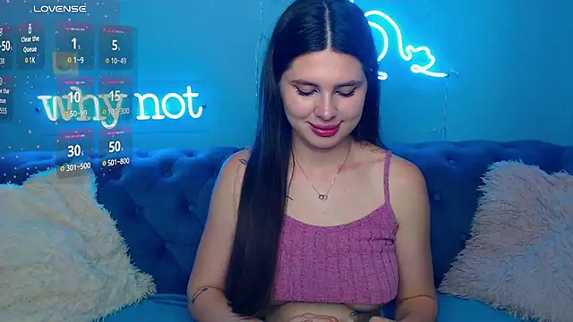 Snapshot of ViollinaLove chatting on 5, 6, 2026 ViollinaLove online show from 5, 6, 2026
