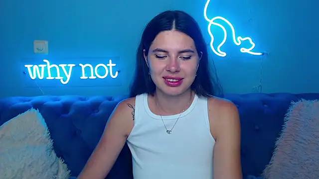 Snapshot of ViollinaLove chatting on 24, 7, 2026 ViollinaLove online show from 24, 7, 2026