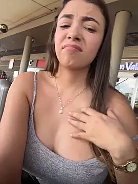 Snapshot of Hall_16 chatting on 25, 11, 2025 Hall 16 online show from 25, 11, 2025