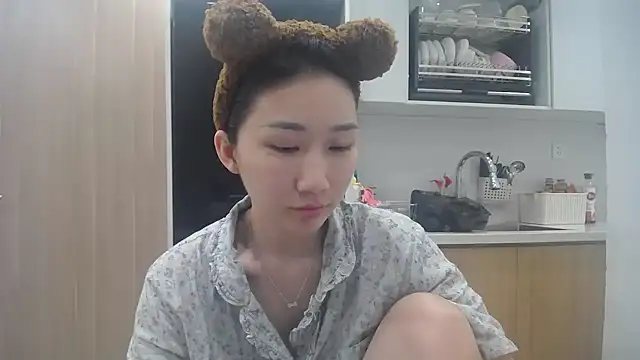 Asiagirll online show from 6, 7, 2026