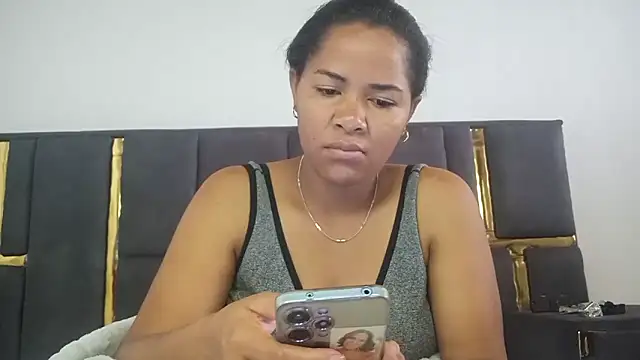Snapshot of aleixane chatting on 15, 4, 2026 aleixane online show from 15, 4, 2026