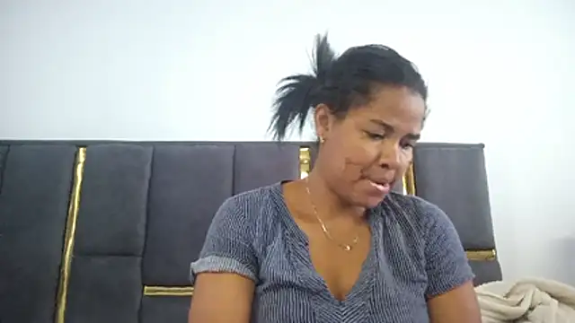 Snapshot of aleixane chatting on 25, 6, 2026 aleixane online show from 25, 6, 2026