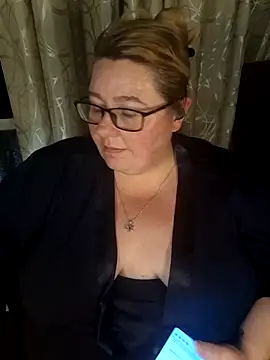 Iceprincess2bad4u online show from 10, 3, 2026