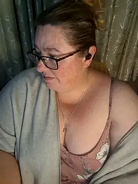 Snapshot of Iceprincess2bad4u chatting on 9, 5, 2026 Iceprincess2bad4u online show from 9, 5, 2026