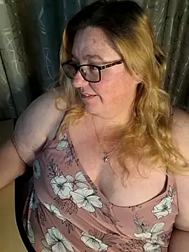Snapshot of Iceprincess2bad4u chatting on 18, 5, 2026 Iceprincess2bad4u online show from 18, 5, 2026