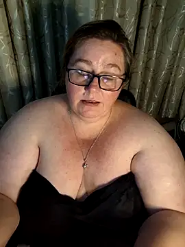 Snapshot of Iceprincess2bad4u chatting on 24, 5, 2026 Iceprincess2bad4u online show from 24, 5, 2026