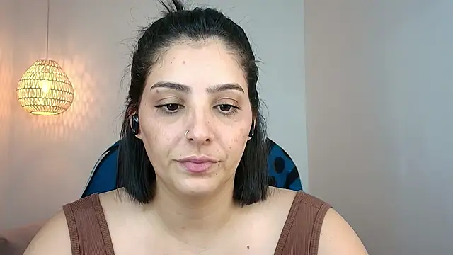 YummyAnna  online show from 29, 4, 2026