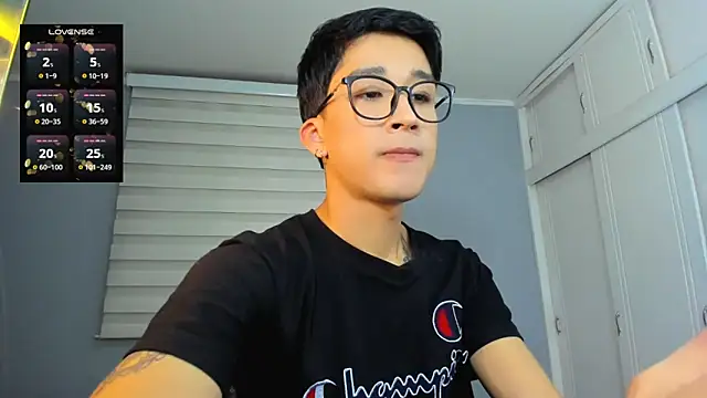 tom Howard online show from 9, 9, 2025