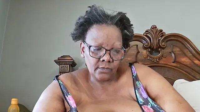 Snapshot of SEXYBOOBSNASS chatting on 1, 2, 2025 SEXYBOOBSNASS online show from 1, 2, 2025