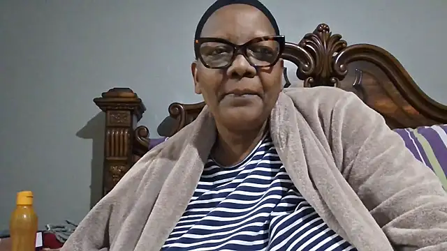 SEXYBOOBSNASS online show from 20, 10, 2025