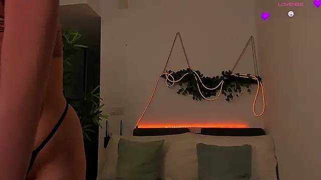 Jaylee Krys online show from 15, 2, 2026