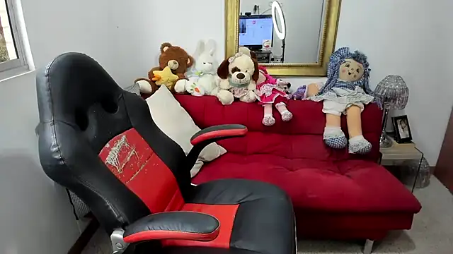 Snapshot of NicolettColin chatting on 3, 1, 2025 NicolettColin online show from 3, 1, 2025