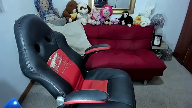 Snapshot of NicolettColin chatting on 23, 1, 2025 NicolettColin online show from 23, 1, 2025