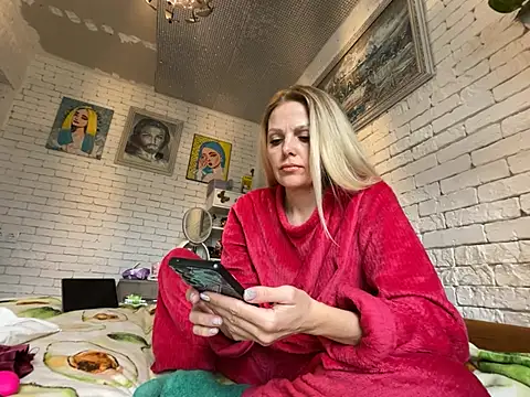 Snapshot of Angel_girllovemy chatting on 16, 1, 2025 Angel girllovemy online show from 16, 1, 2025