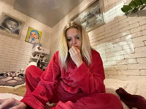 Snapshot of Angel_girllovemy chatting on 20, 1, 2025 Angel girllovemy online show from 20, 1, 2025
