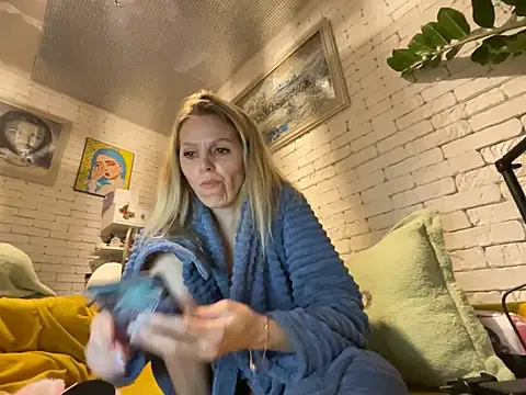 Snapshot of Angel_girllovemy chatting on 30, 1, 2025 Angel girllovemy online show from 30, 1, 2025