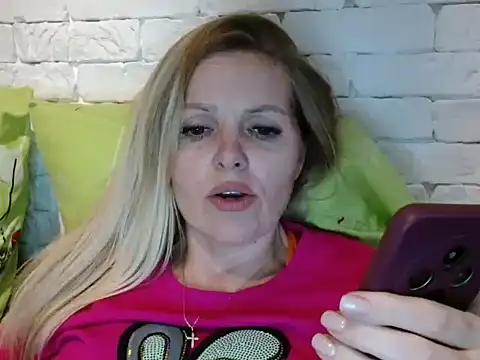 Snapshot of Angel_girllovemy chatting on 17, 9, 2025 Angel girllovemy online show from 17, 9, 2025