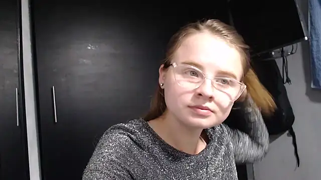 HellenMiyer1111 online show from 15, 2, 2025