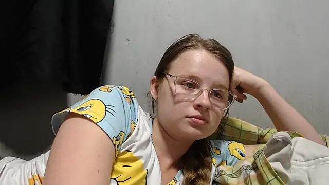 HellenMiyer1111 online show from 15, 2, 2025