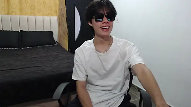 Snapshot of Elio-cam chatting on 20, 1, 2025 Elio-cam online show from 20, 1, 2025