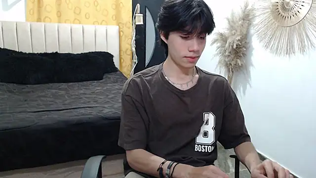 Snapshot of Elio-cam chatting on 27, 5, 2026 Elio-cam online show from 27, 5, 2026