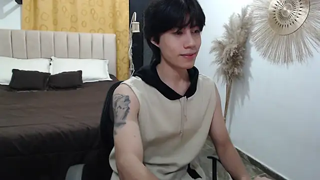 Snapshot of Elio-cam chatting on 7, 6, 2026 Elio-cam online show from 7, 6, 2026