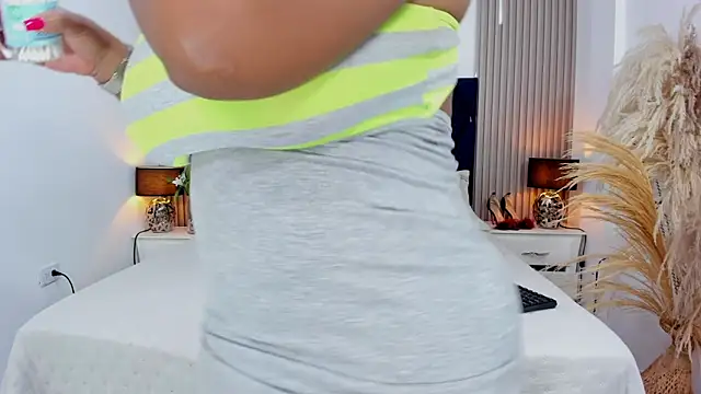 gabytyara2 online show from 27, 2, 2026