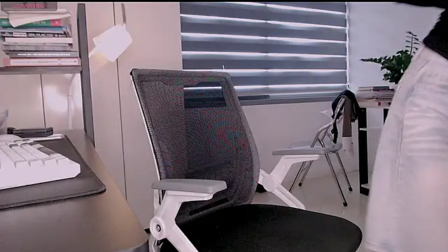 Shyn   online show from 25, 2, 2026