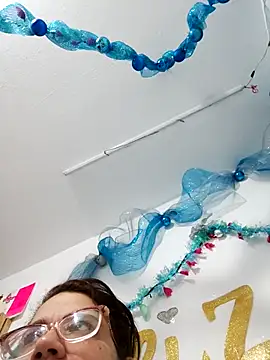 karlythothxh online show from 17, 12, 2025