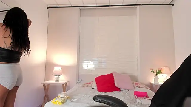 Snapshot of SophiaaStone chatting on 9, 2, 2026 SophiaaStone online show from 9, 2, 2026