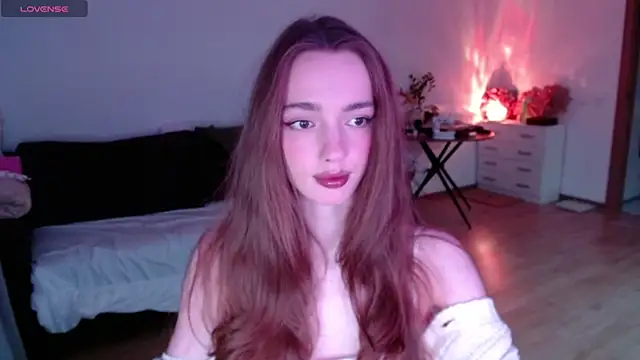 Snapshot of Weeissy chatting on 9, 12, 2024 Weeissy online show from 9, 12, 2024