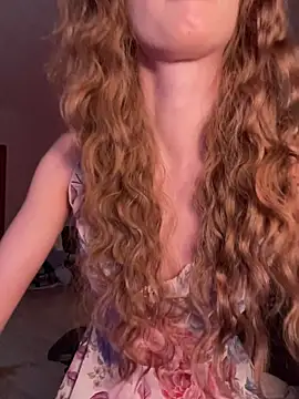 Snapshot of Weeissy chatting on 15, 10, 2025 Weeissy online show from 15, 10, 2025