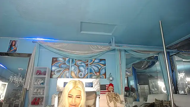 Snapshot of ADRIANNA_FOX chatting on 14, 1, 2026 ADRIANNA FOX online show from 14, 1, 2026