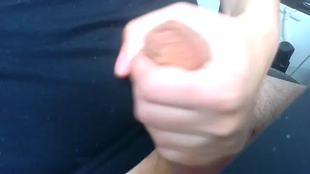 Snapshot of BadmanThe0ne chatting on 6, 11, 2025 BadmanThe0ne online show from 6, 11, 2025