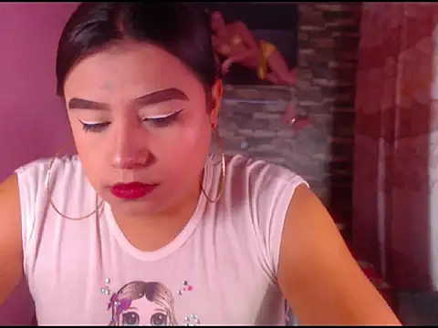 Snapshot of katrinawillff chatting on 25, 11, 2025 katrinawillff online show from 25, 11, 2025