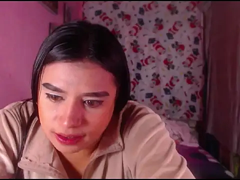 Snapshot of katrinawillff chatting on 23, 12, 2025 katrinawillff online show from 23, 12, 2025