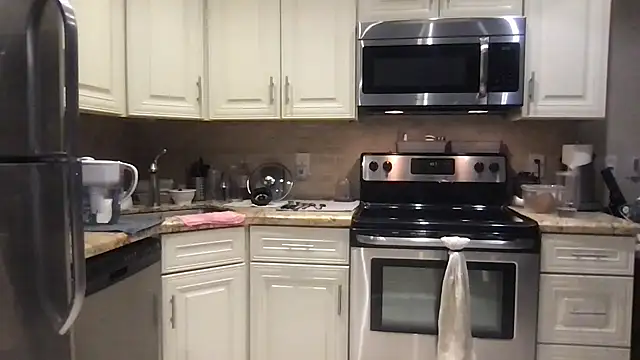 BigGuyMuscle online show from 15, 12, 2025