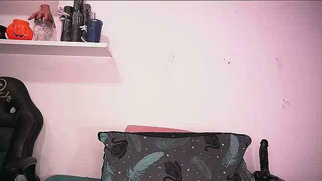 alexaa walker online show from 1, 11, 2025